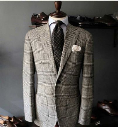 定制西服與定制襯衫應(yīng)注意的細(xì)節(jié)